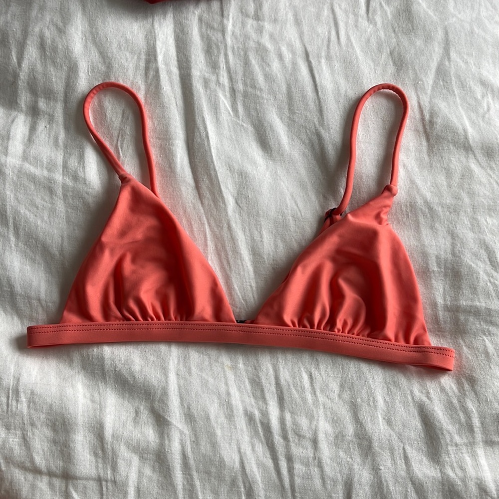 Pink bikini top